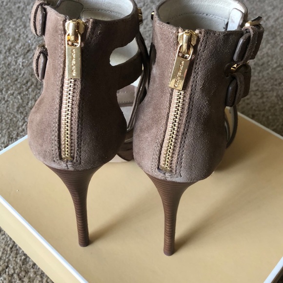 Best offer 🔥 - Picture 3 of 5